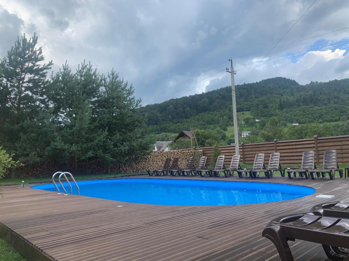 Котедж "Villa Затишна" Mykulychyn Esterno foto