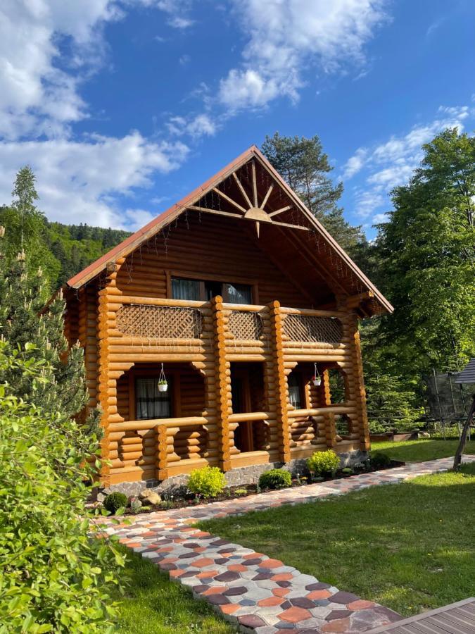 Котедж "Villa Затишна" Mykulychyn Esterno foto
