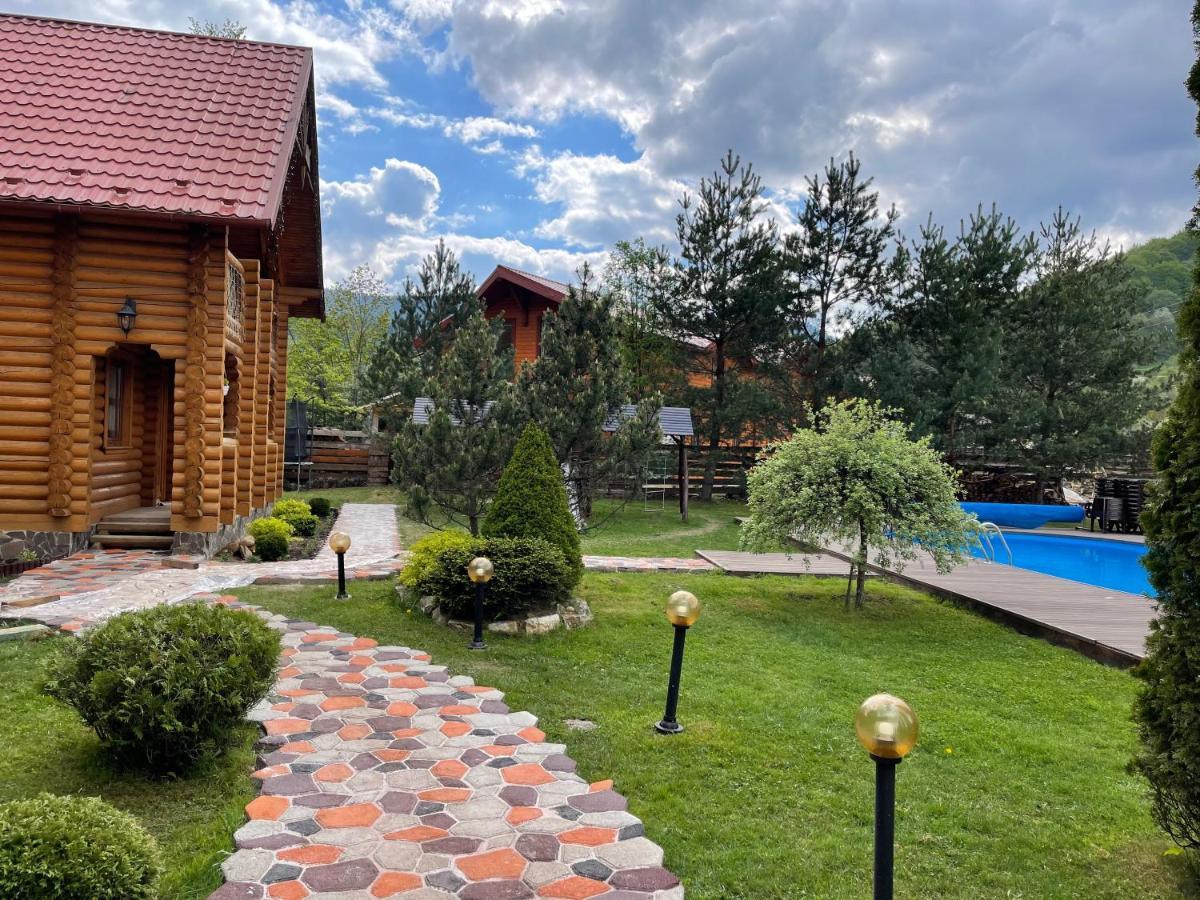 Котедж "Villa Затишна" Mykulychyn Esterno foto
