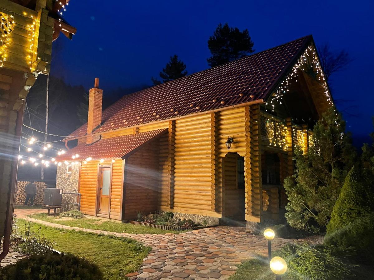 Котедж "Villa Затишна" Mykulychyn Esterno foto