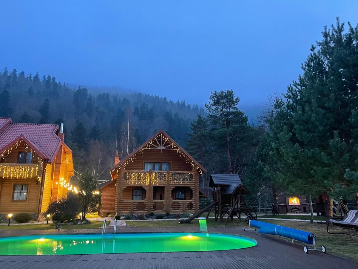 Котедж "Villa Затишна" Mykulychyn Esterno foto
