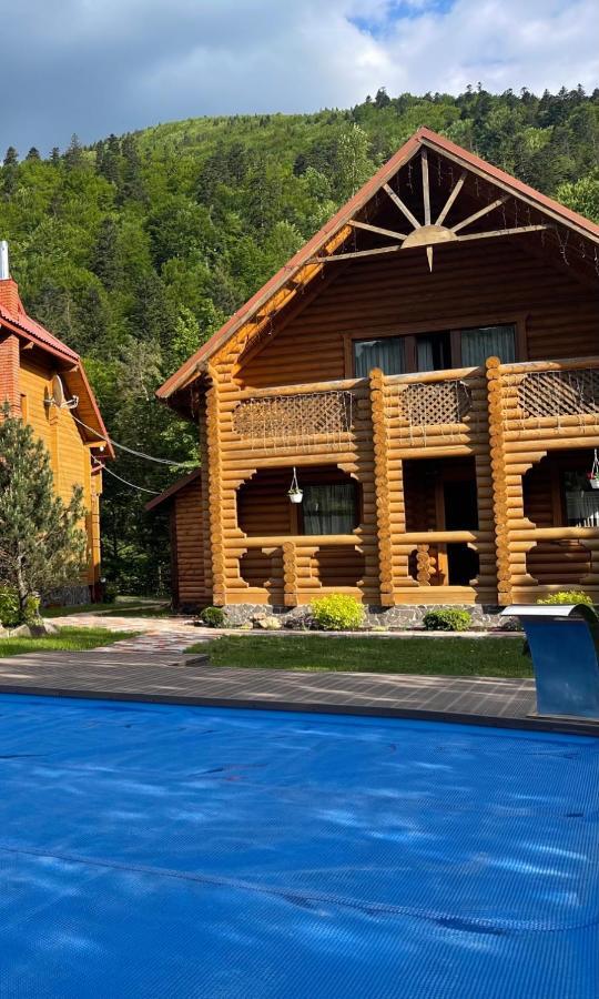 Котедж "Villa Затишна" Mykulychyn Esterno foto