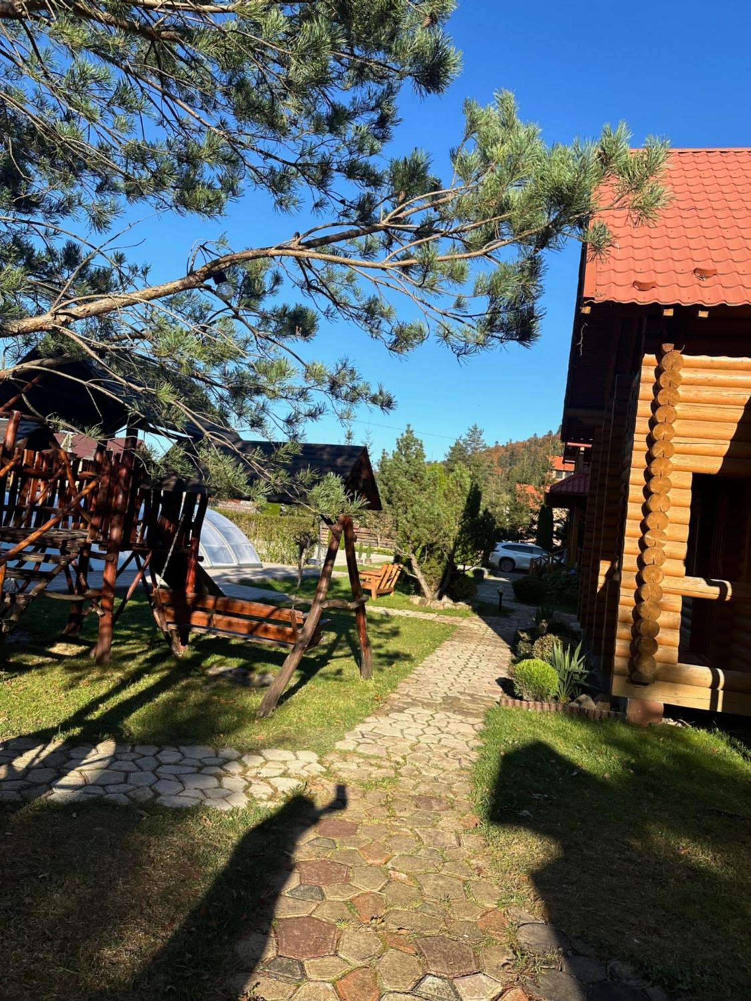 Котедж "Villa Затишна" Mykulychyn Esterno foto