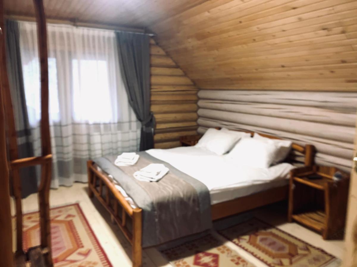 Котедж "Villa Затишна" Mykulychyn Esterno foto