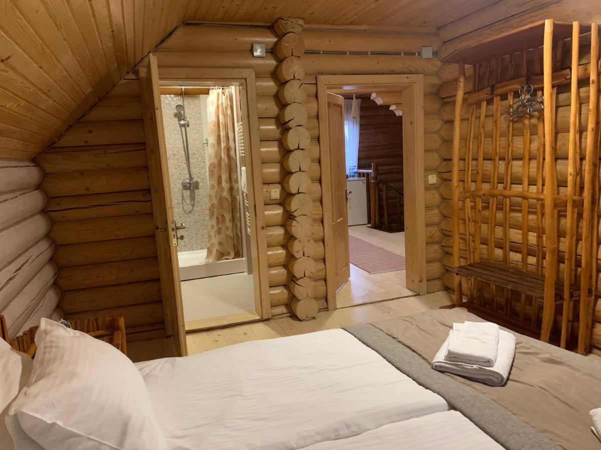 Котедж "Villa Затишна" Mykulychyn Esterno foto